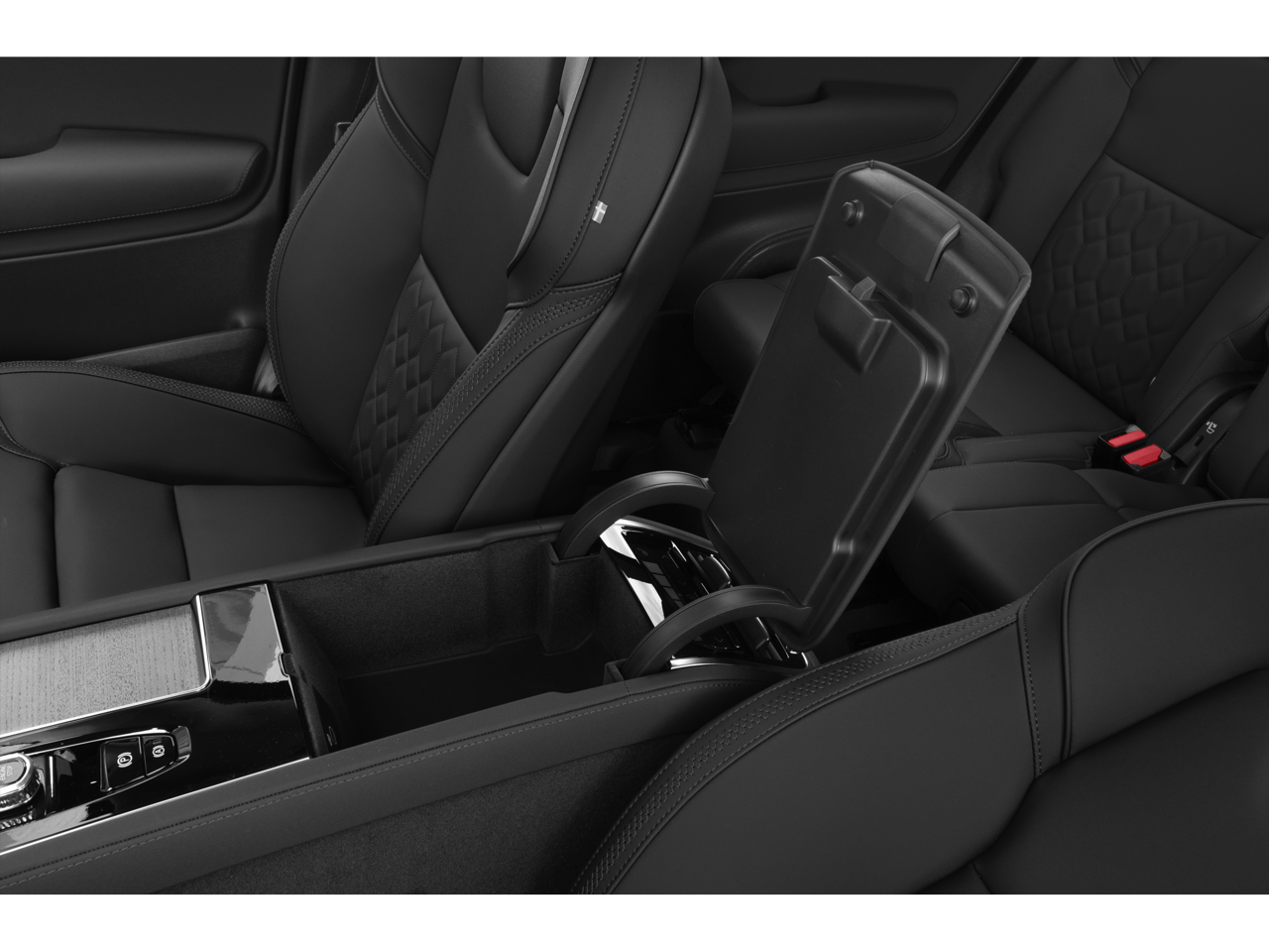2025 Volvo XC90 Plug-In Hybrid T8 Plus 7 Passenger