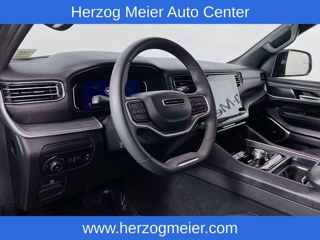 2023 Jeep Wagoneer L Series II