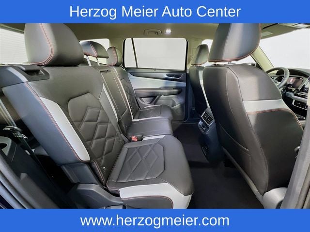 2025 Volkswagen Atlas 2.0T Peak Edition