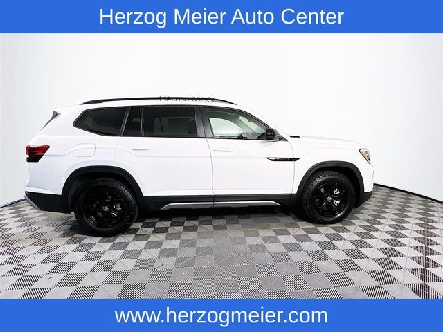 2025 Volkswagen Atlas 2.0T Peak Edition