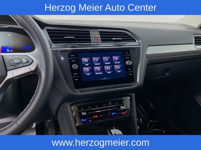 2024 Volkswagen Tiguan 2.0T SE