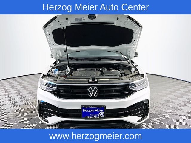 2024 Volkswagen Tiguan 2.0T SE R-Line Black