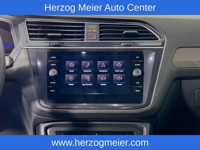 2024 Volkswagen Tiguan 2.0T SE R-Line Black