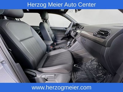 2023 Volkswagen Tiguan 2.0T SE R-Line Black