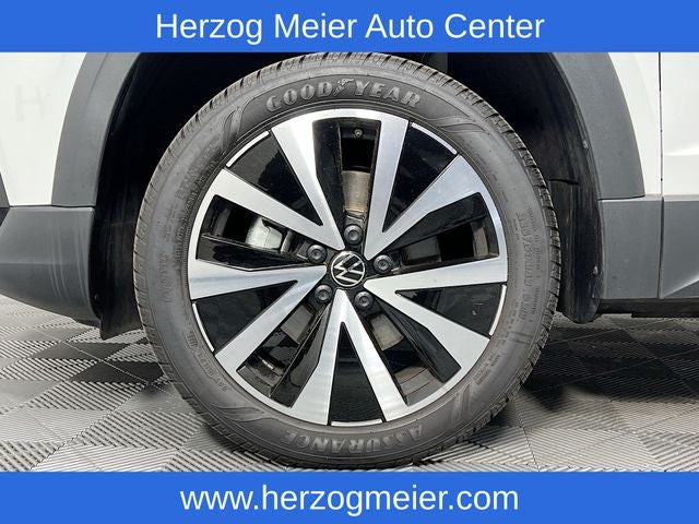 2023 Volkswagen Taos 1.5T SE