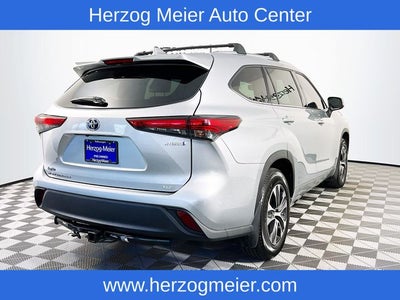 2020 Toyota Highlander Hybrid XLE
