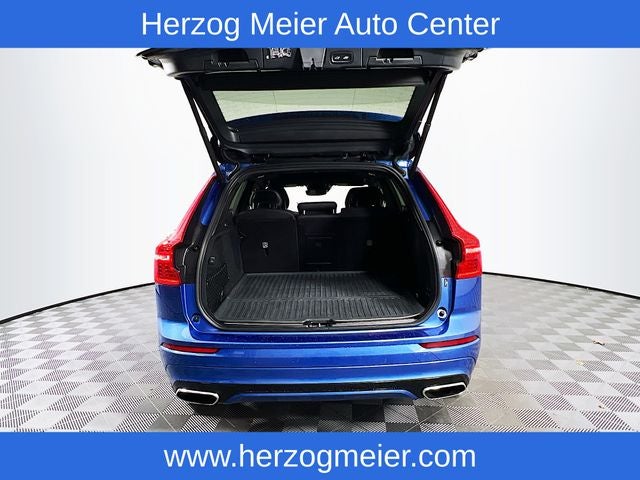 2019 Volvo XC60 Hybrid T8 R-Design