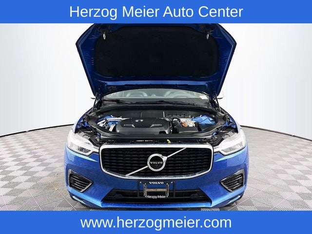 2019 Volvo XC60 Hybrid T8 R-Design