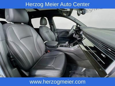 2025 Audi Q7 45 Premium Plus quattro