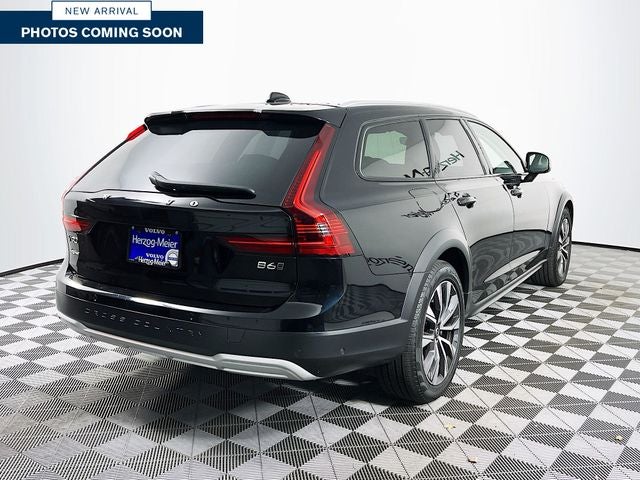 2024 Volvo V90 Cross Country B6