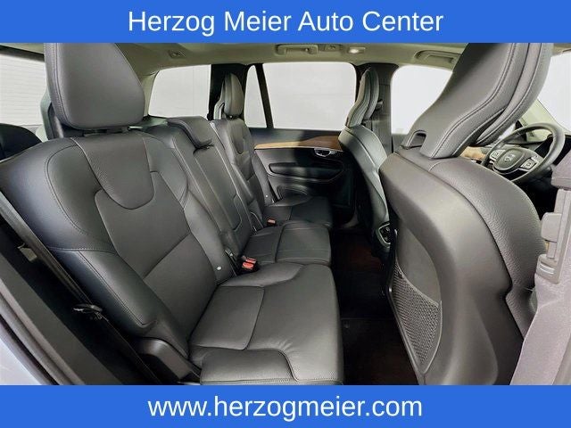 2025 Volvo XC90 B6 Plus 7-Seater