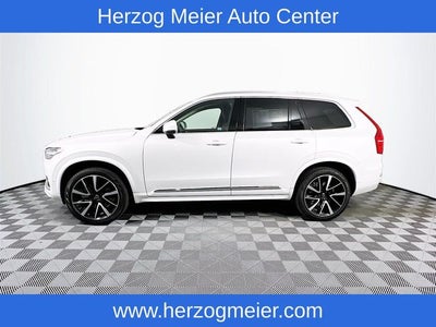 2025 Volvo XC90 B6 Plus 7-Seater