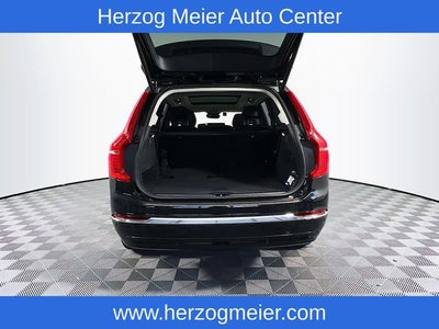 2025 Volvo XC90 B6 Ultra Bright