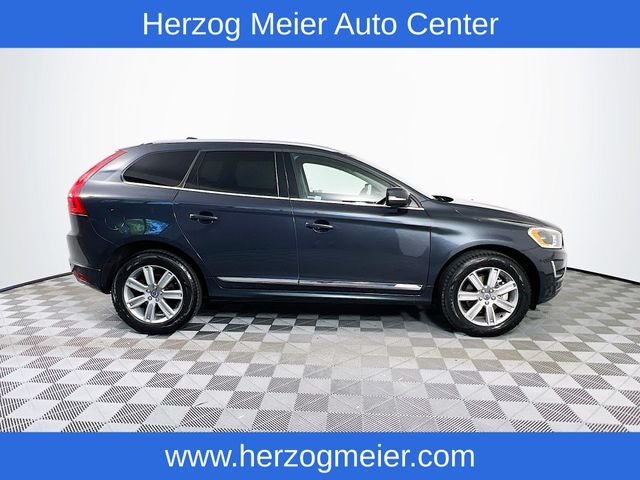 2016 Volvo XC60 T6 Drive-E Platinum