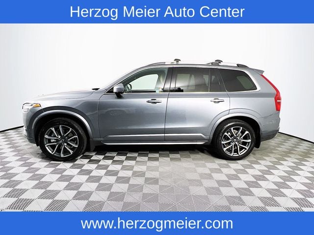 2017 Volvo XC90 T6 Momentum