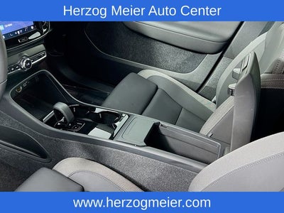 2023 Volvo C40 Recharge Pure Electric Twin Core