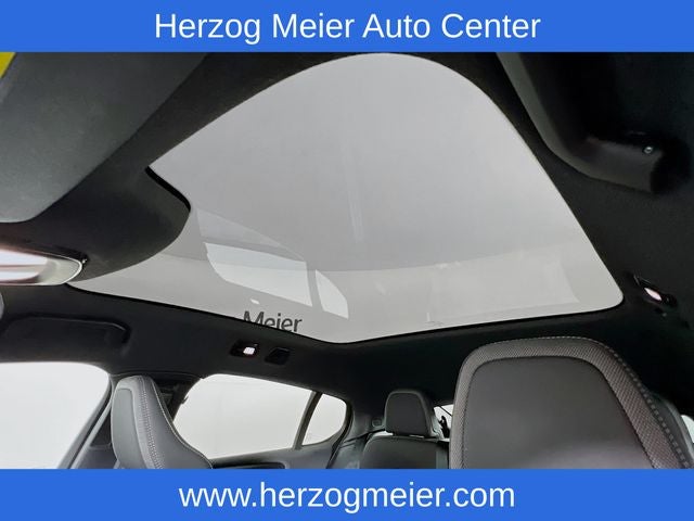 2023 Volvo C40 Recharge Pure Electric Twin Core