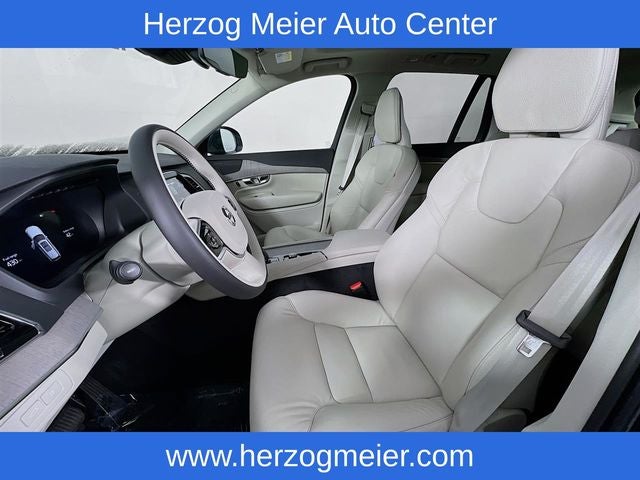 2025 Volvo XC90 Plug-In Hybrid T8 Plus 6 Passenger