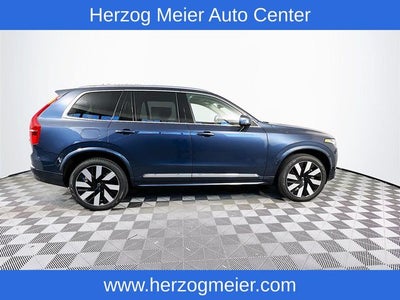 2025 Volvo XC90 Plug-In Hybrid T8 Plus 6 Passenger