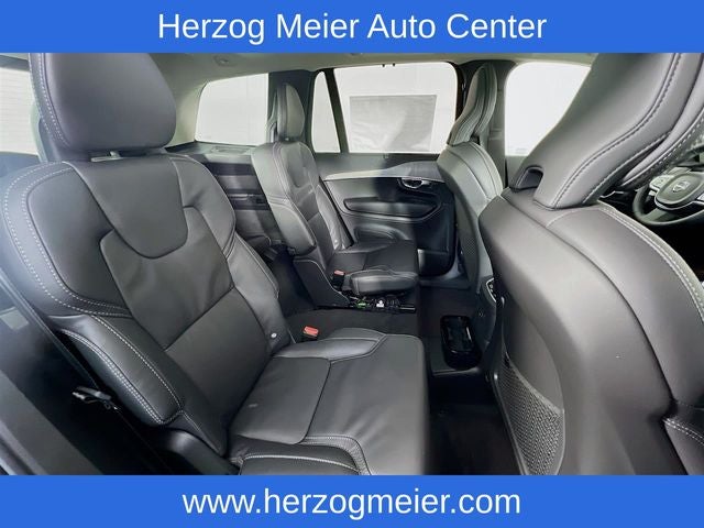2025 Volvo XC90 Plug-In Hybrid T8 Ultra 6 Passenger