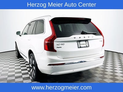 2025 Volvo XC90 Plug-In Hybrid T8 Plus 7 Passenger