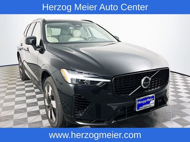 2025 Volvo XC60 Plug-In Hybrid Plus