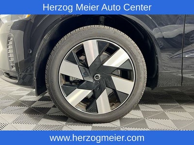 2025 Volvo XC60 Plug-In Hybrid Plus
