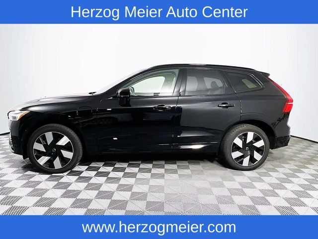 2025 Volvo XC60 Plug-In Hybrid Plus