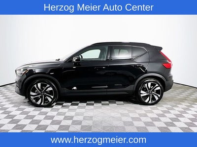 2025 Volvo XC40 B5 Plus Dark Theme. Retired Courtesy Loaner.