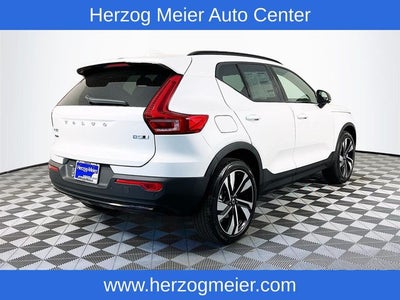 2023 Volvo XC40 B5 Ultimate