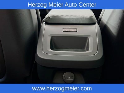 2025 Volvo V60 Cross Country B5 Plus