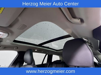 2025 Volvo V60 Cross Country B5 Plus