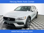 2025 Volvo V60 Cross Country B5 Plus