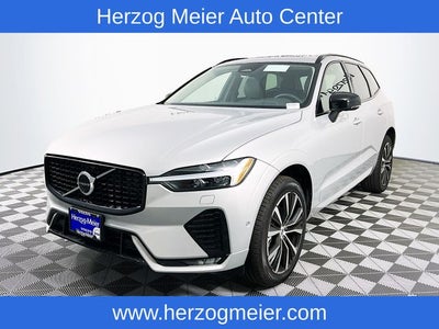 2025 Volvo XC60 B5 Plus